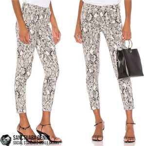SANCTUARY SOCIAL STANDARD ANKLE STRETCH SKINNY JEANS IN QUEEN SNAKESKIN PRINT